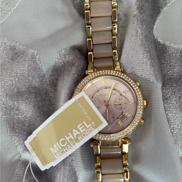 Michael Kors bedazzled watch NWT - Picture 6 of 10